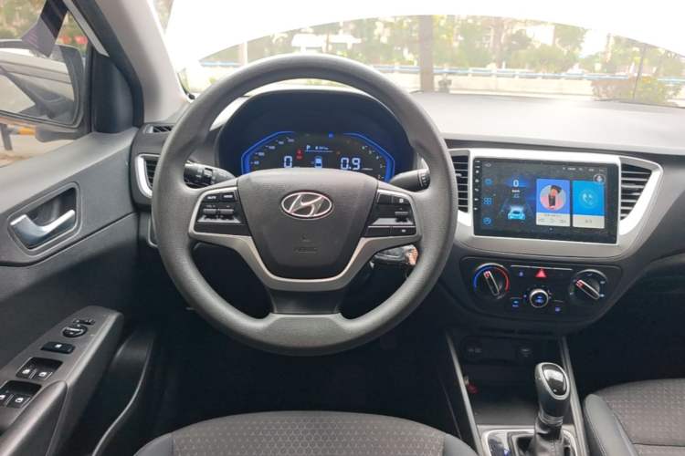Used Hyundai Verna (new generation) 2020 1.4L CVT GLS Cool Edition Steering Wheel