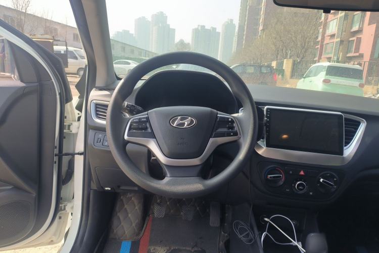 Used Hyundai Verna (new generation) 2020 1.4L Manual GLS Cool Edition Steering Wheel