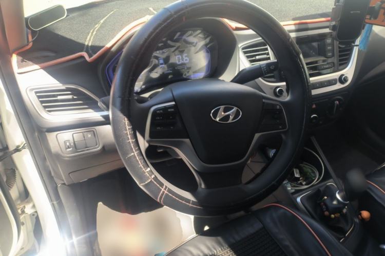 Used Hyundai Verna (new generation) 2020 1.4L Manual GLS Cool Edition Steering Wheel