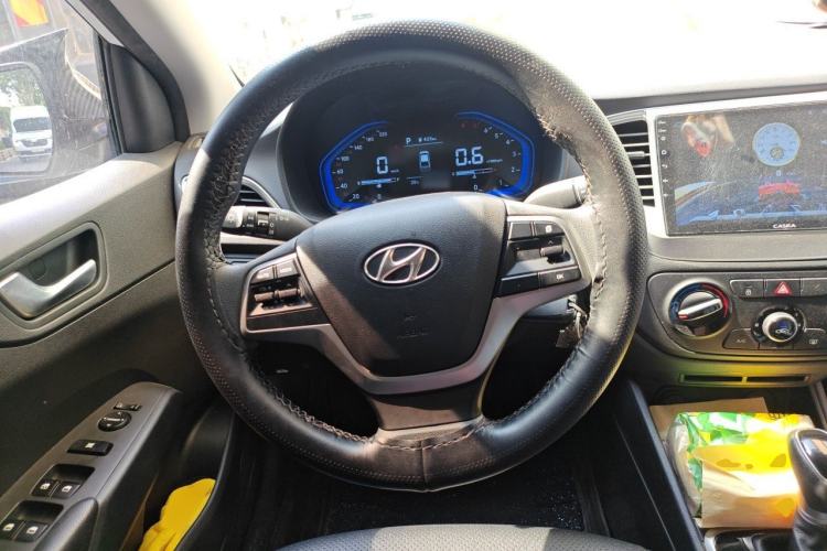 Used Hyundai Verna (new generation) 2020 1.4L CVT GLS Cool Edition Steering Wheel
