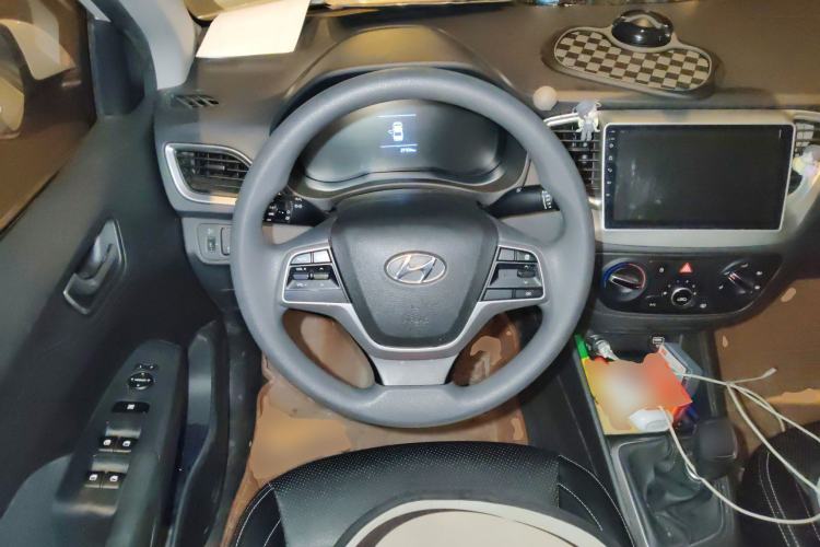 Used Hyundai Verna (new generation) 2020 1.4L Manual GLS Cool Edition Steering Wheel