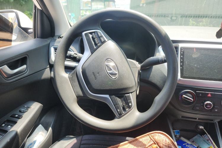 Used Hyundai Verna (new generation) 2020 1.4L CVT GLS Cool Edition Steering Wheel
