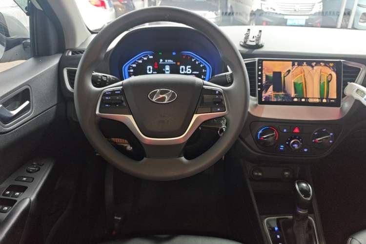 Used Hyundai Verna (new generation) 2020 1.4L CVT GLS Cool Edition Steering Wheel
