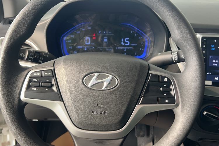 Used Hyundai Verna (new generation) 2020 1.4L CVT GLS Cool Edition Steering Wheel