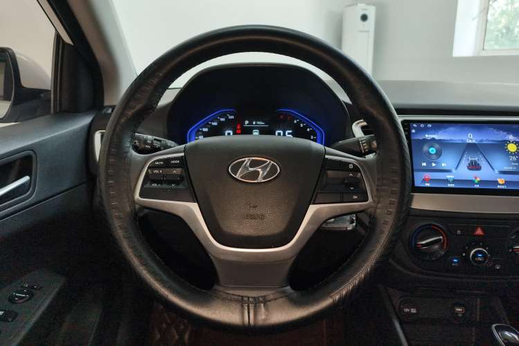 Used Hyundai Verna (new generation) 2020 1.4L CVT GLS Cool Edition Steering Wheel