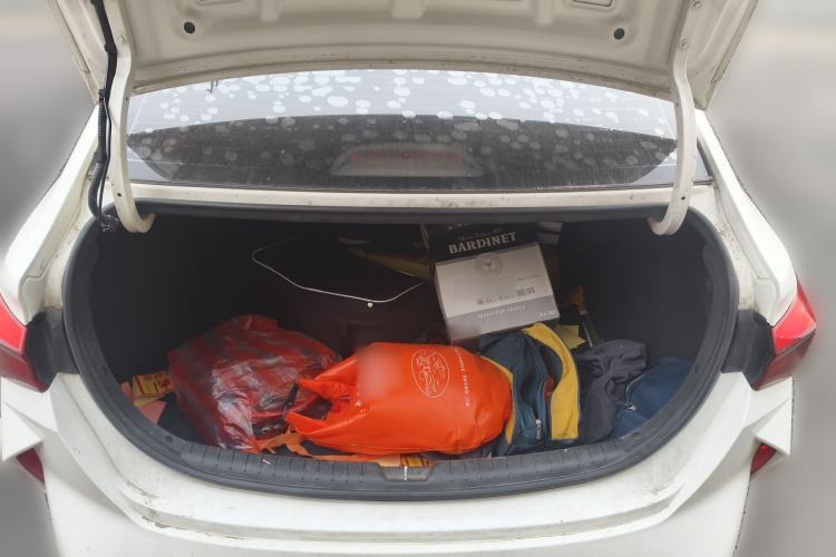 Used Hyundai Verna (new generation) 2020 1.4L Manual GLS Cool Edition Trunk