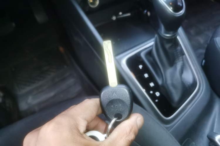 Used Hyundai Verna (new generation) 2020 1.4L CVT GLS Cool Edition Vehicle Key