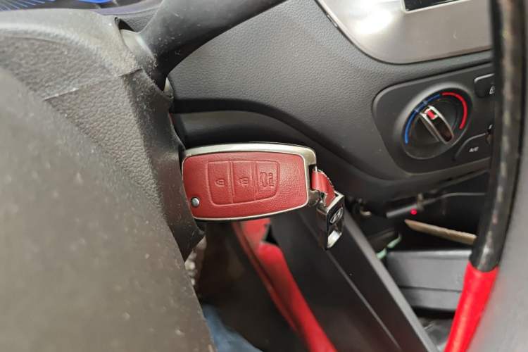 Used Hyundai Verna (new generation) 2020 1.4L Manual GLS Cool Edition Vehicle Key