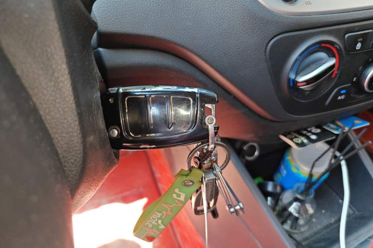 Used Hyundai Verna (new generation) 2020 1.4L Manual GLS Cool Edition Vehicle Key