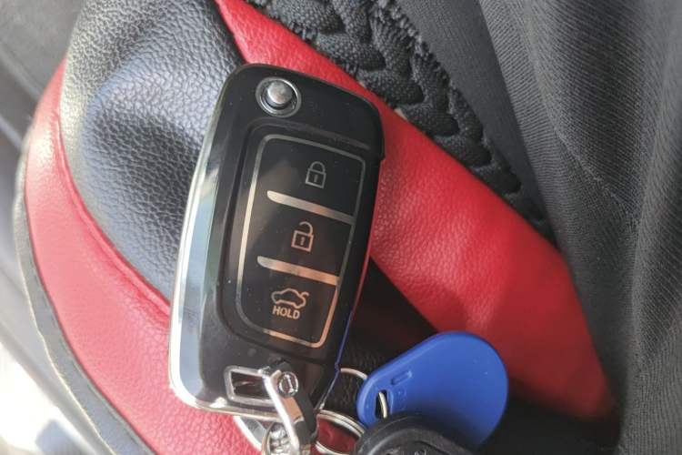 Used Hyundai Verna (new generation) 2020 1.4L Manual GLS Cool Edition Vehicle Key