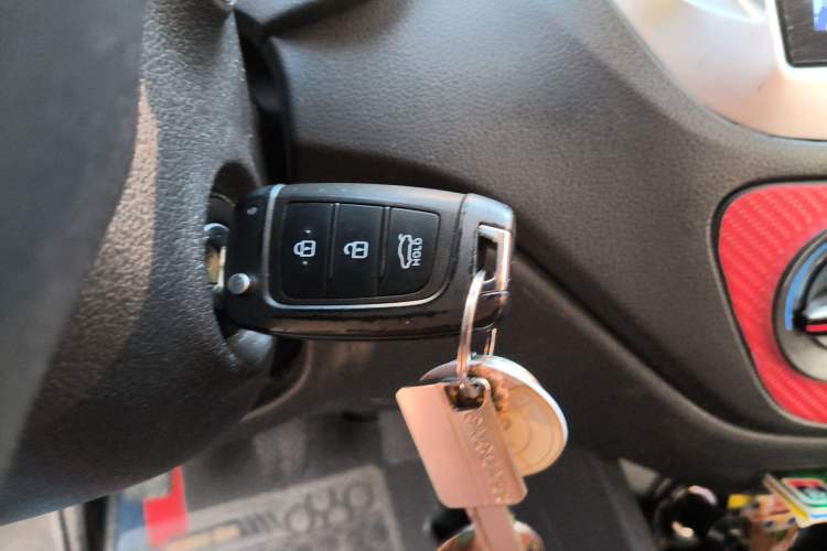 Used Hyundai Verna (new generation) 2020 1.4L Manual GLS Cool Edition Vehicle Key