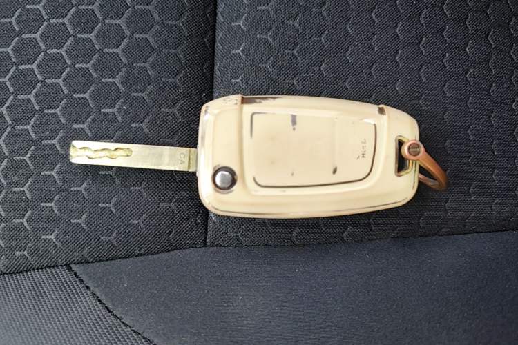 Used Hyundai Verna (new generation) 2020 1.4L Manual GLS Cool Edition Vehicle Key