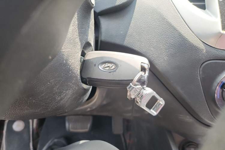 Used Hyundai Verna (new generation) 2020 1.4L CVT GLS Cool Edition Vehicle Key
