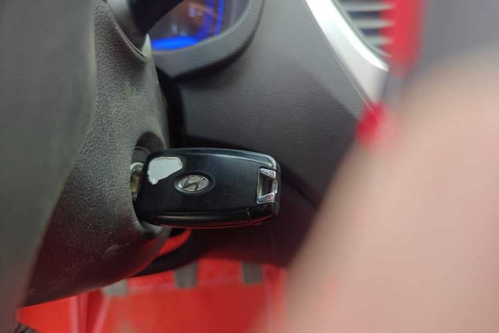 Used Hyundai Verna (new generation) 2020 1.4L Manual GLS Cool Edition Vehicle Key