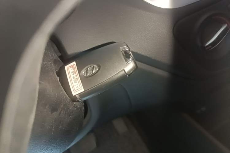 Used Hyundai Verna (new generation) 2020 1.4L CVT TOP Elite Edition Vehicle Key