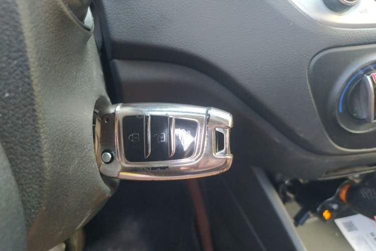 Used Hyundai Verna (new generation) 2020 1.4L Manual GLS Cool Edition Vehicle Key