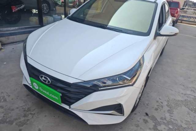 Ojetý Hyundai Verna (new generation) 2020 1.4L CVT GLS Cool Edition