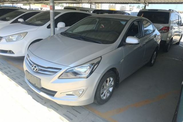 Used Hyundai Verna (older generation) 2014 1.4L Manual Smart GLS Trim