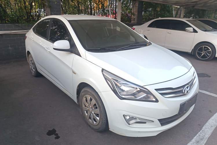 Used Hyundai Verna (older generation) 2014 1.4L Manual Smart GLS Trim Exterior 1