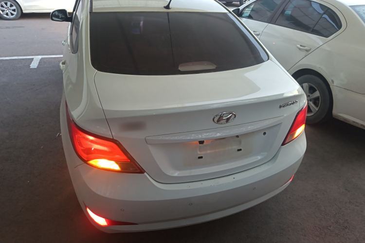 Used Hyundai Verna (older generation) 2014 1.4L Manual Smart GLS Trim Rear