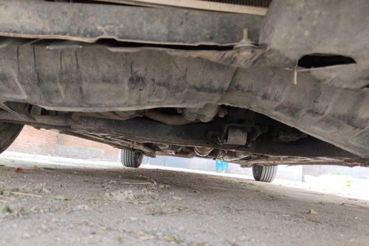 Used Hyundai Verna (older generation) 2010 Sedan 1.4L Manual Standard GL Model Chassis Front
