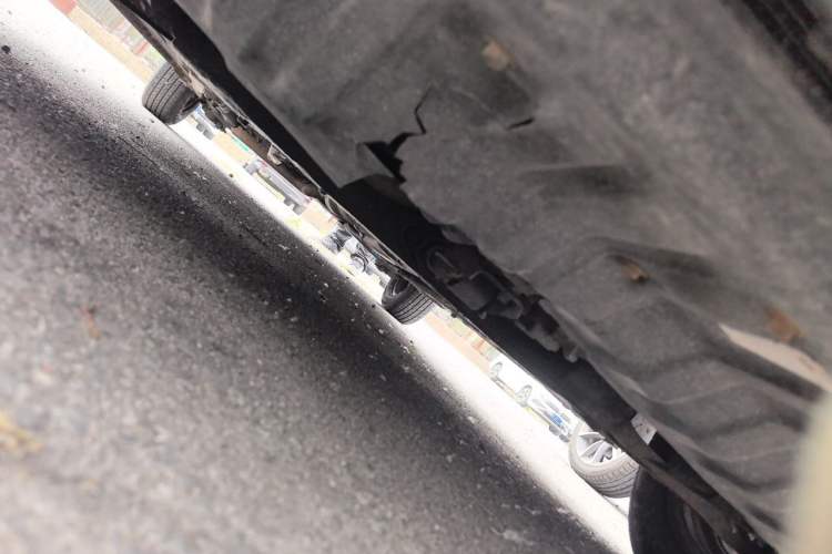 Used Hyundai Verna (older generation) 2010 Sedan 1.4L Manual Comfort GS Chassis Front