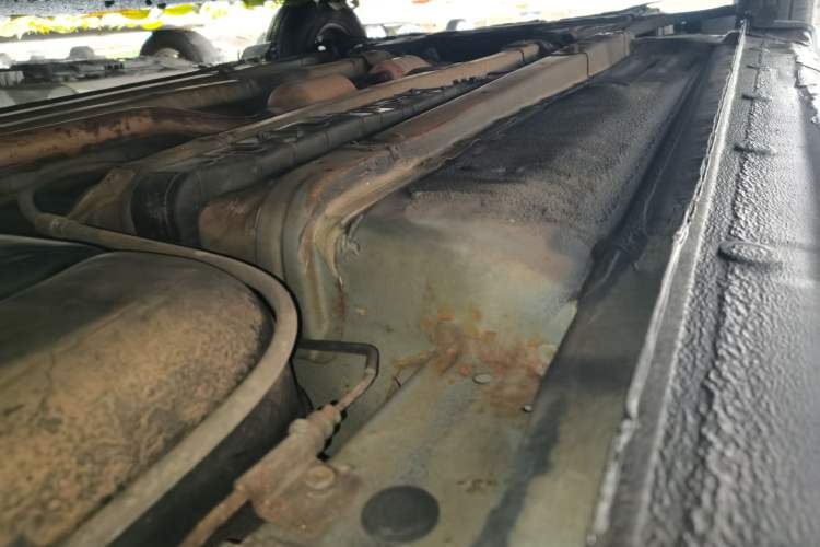 Used Hyundai Verna (older generation) 2010 Sedan 1.4L Manual Comfort GS Chassis Rear Left