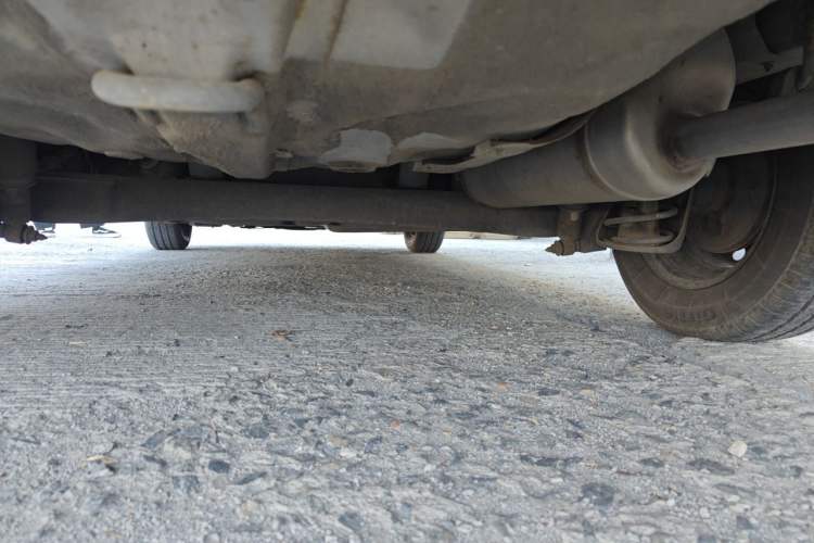 Used Hyundai Verna (older generation) 2010 Sedan 1.4L Manual Comfort GS Chassis Rear