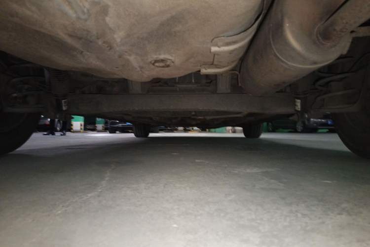 Used Hyundai Verna (older generation) 2010 Sedan 1.4L Manual Comfort GS Chassis Rear