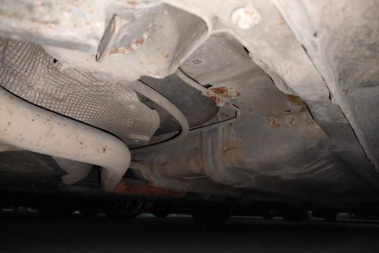 Used Hyundai Verna (older generation) 2010 Sedan 1.4L Manual Comfort GS Chassis Rear Right