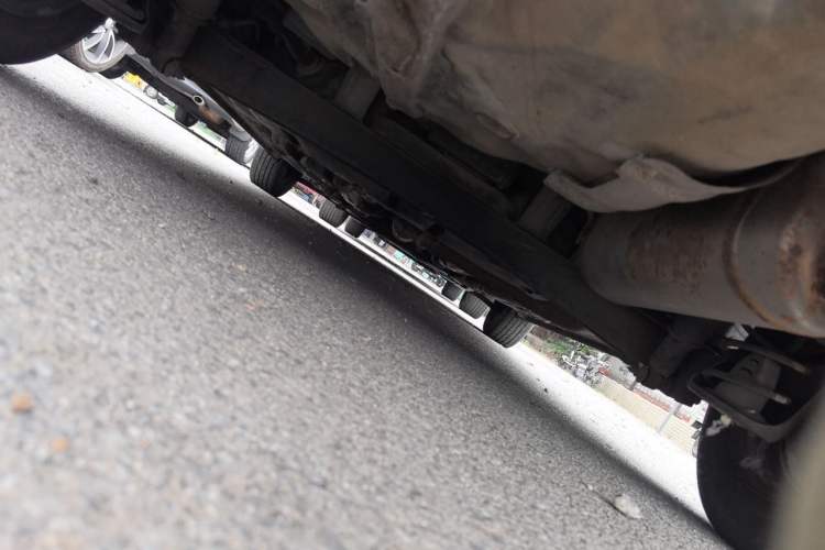 Used Hyundai Verna (older generation) 2010 Sedan 1.4L Manual Comfort GS Chassis Rear