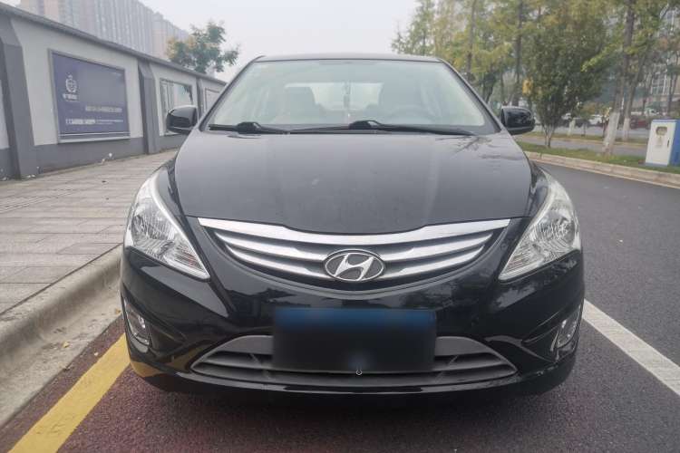 Used Hyundai Verna (older generation) 2010 Sedan 1.4L Manual Comfort GS Exterior 1