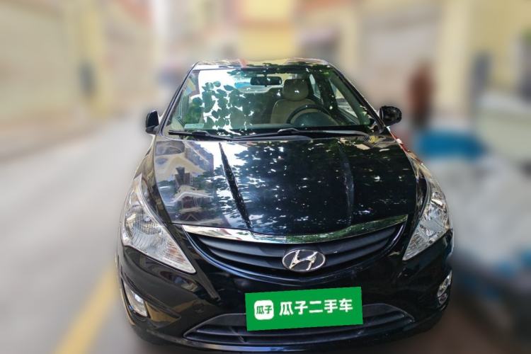 Used Hyundai Verna (older generation) 2010 Sedan 1.4L Manual Comfort GS Front