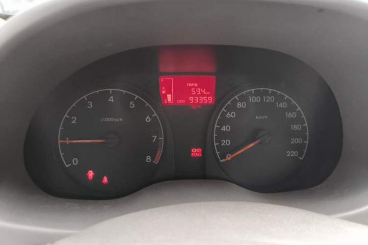 Used Hyundai Verna (older generation) 2010 Sedan 1.4L Manual Comfort GS Instrument Cluster