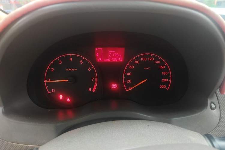 Used Hyundai Verna (older generation) 2010 Sedan 1.4L Manual Comfort GS Instrument Cluster