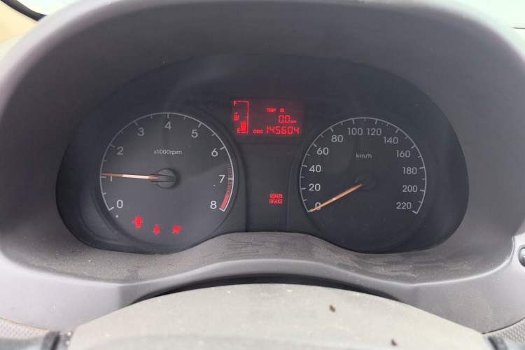 Used Hyundai Verna (older generation) 2010 Sedan 1.4L Manual Comfort GS Instrument Cluster