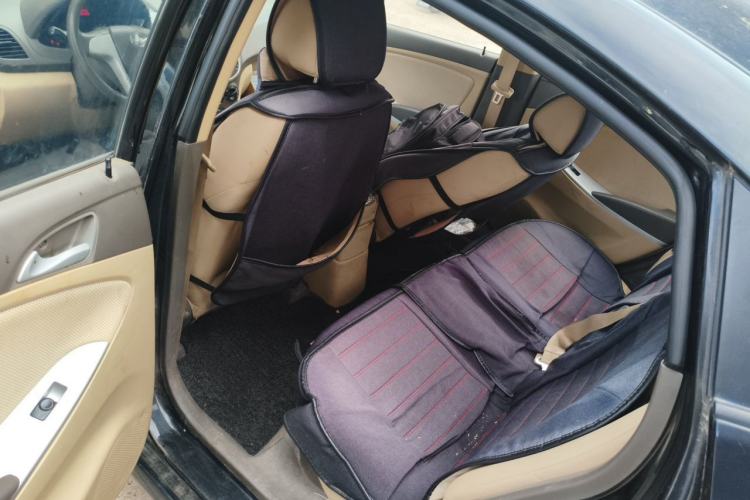 Used Hyundai Verna (older generation) 2010 Sedan 1.4L Manual Comfort GS Left Rear Seat