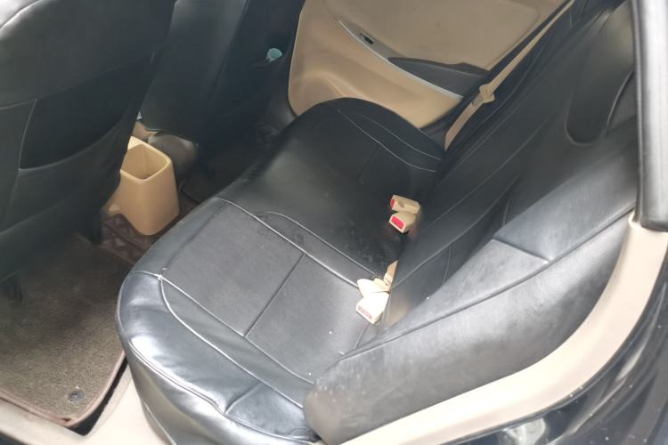 Used Hyundai Verna (older generation) 2010 Sedan 1.4L Manual Comfort GS Left Rear Seat