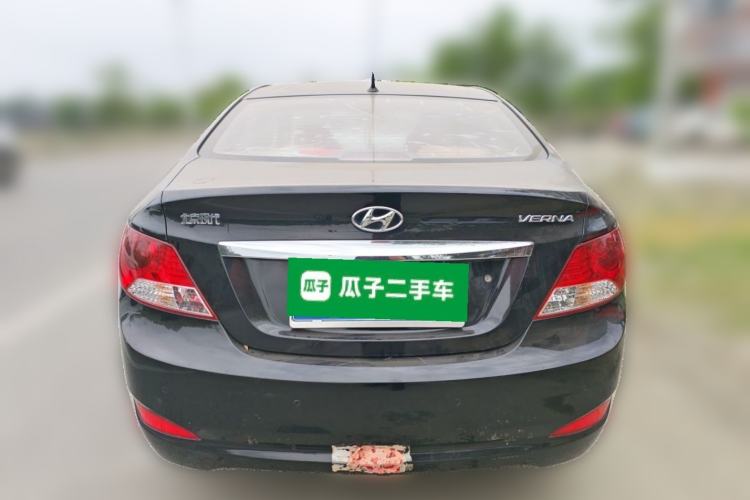 Used Hyundai Verna (older generation) 2010 Sedan 1.4L Manual Comfort GS Rear