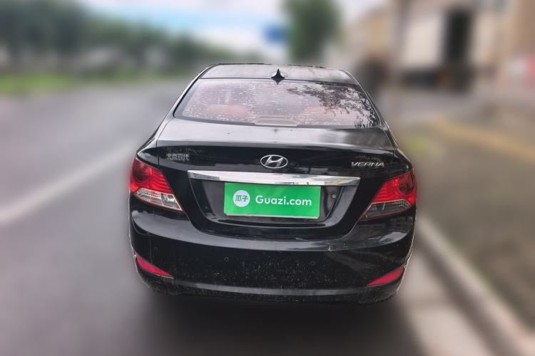 Used Hyundai Verna (older generation) 2010 Sedan 1.4L Manual Comfort GS Rear