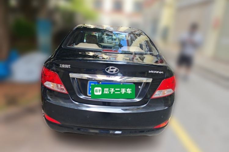 Used Hyundai Verna (older generation) 2010 Sedan 1.4L Manual Comfort GS Rear