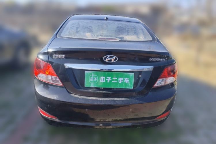 Used Hyundai Verna (older generation) 2010 Sedan 1.4L Manual Comfort GS Rear
