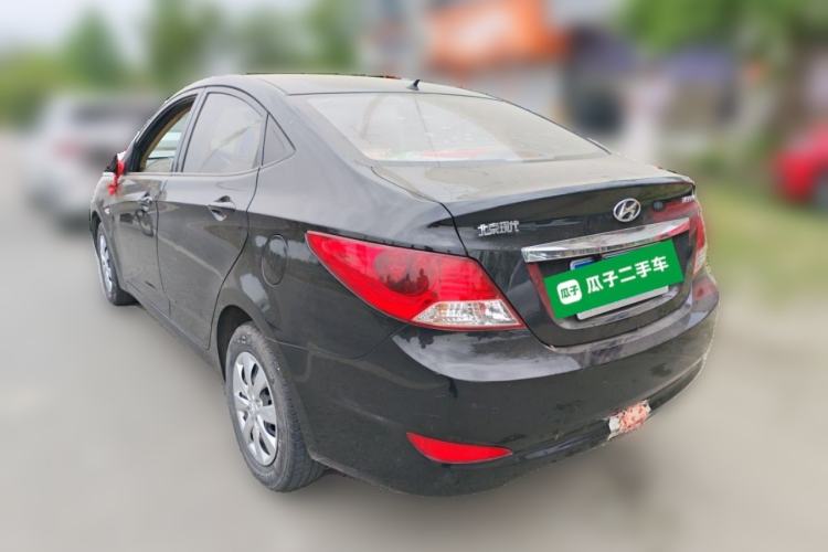 Used Hyundai Verna (older generation) 2010 Sedan 1.4L Manual Comfort GS Rear Left 45 Deg