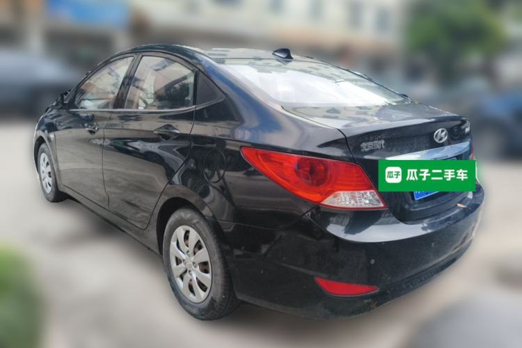 Used Hyundai Verna (older generation) 2010 Sedan 1.4L Manual Comfort GS Rear Left 45 Deg