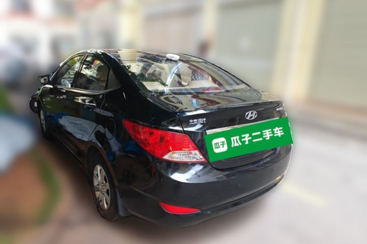 Used Hyundai Verna (older generation) 2010 Sedan 1.4L Manual Comfort GS Rear Left 45 Deg
