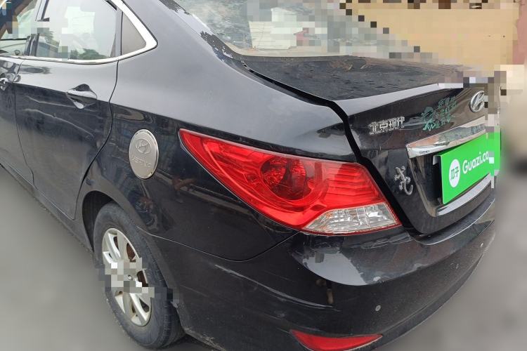 Used Hyundai Verna (older generation) 2010 Sedan 1.4L Manual Comfort GS Rear Left 45 Deg