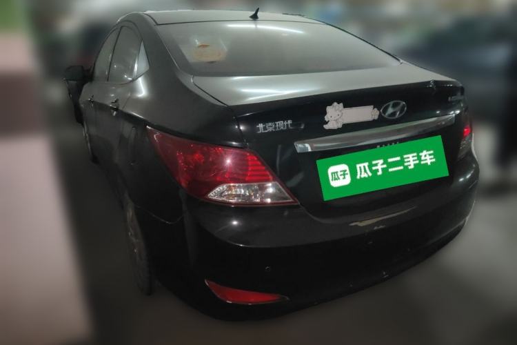 Used Hyundai Verna (older generation) 2010 Sedan 1.4L Manual Comfort GS Rear Left 45 Deg