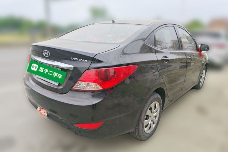 Used Hyundai Verna (older generation) 2010 Sedan 1.4L Manual Comfort GS Rear Right 45 Deg
