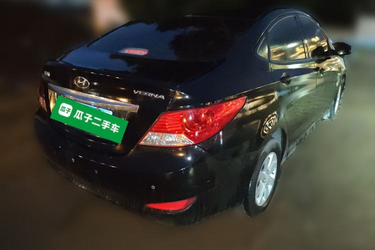Used Hyundai Verna (older generation) 2010 Sedan 1.4L Manual Comfort GS Rear Right 45 Deg