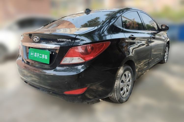 Used Hyundai Verna (older generation) 2010 Sedan 1.4L Manual Standard GL Model Rear Right 45 Deg